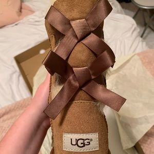 UGG Women’s Bailey Bow Boot (BRAND NEW)